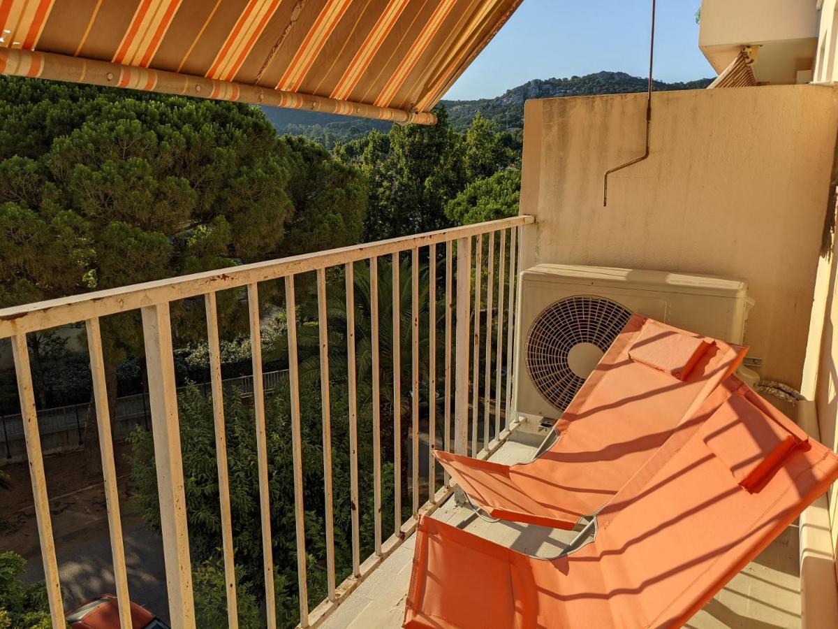 Superbe T2 Proche Des Plages Et Des Commerces イエール エクステリア 写真